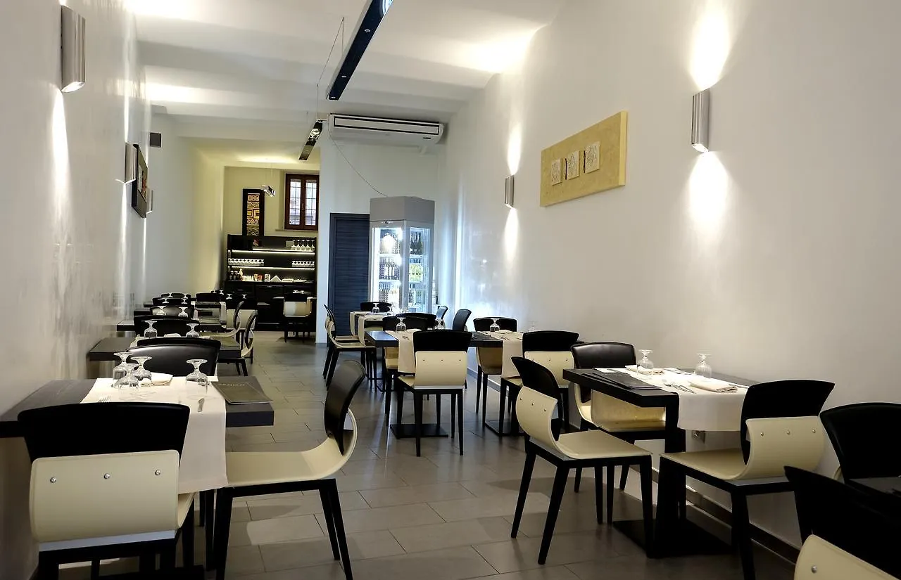 ベッド・アンド・ブレックファスト Eos Room And Breakfast イグレージアス イタリア